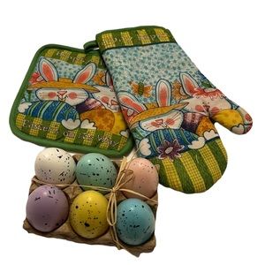 Egg crate with plastic eggs with Easter Oven Mitt and matching Pot Holder